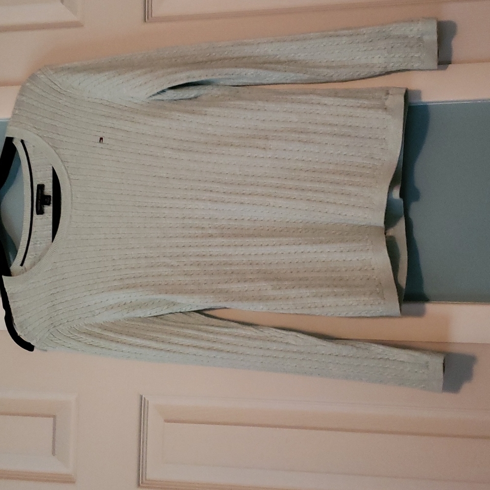 Tommy Hilfiger Sweater-size Large